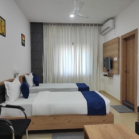 Hotel A G Palace Duliagaon Ngoại thất bức ảnh