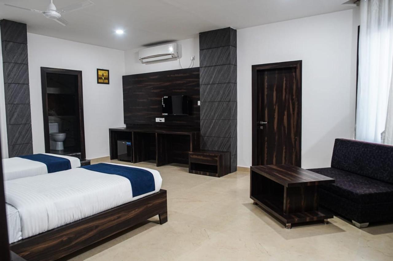 Hotel A G Palace Duliagaon Ngoại thất bức ảnh